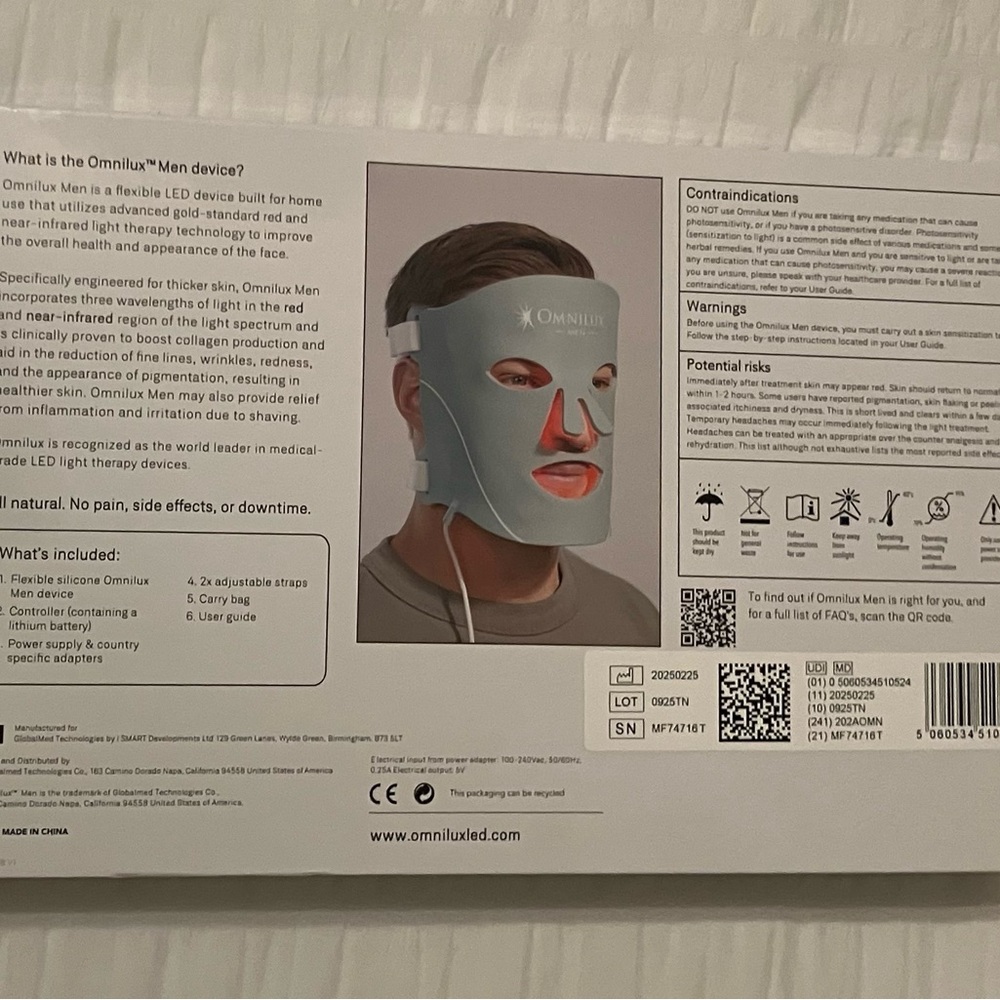 Omnilux Men LED Facial Mask in Teal - Picture 7 of 7